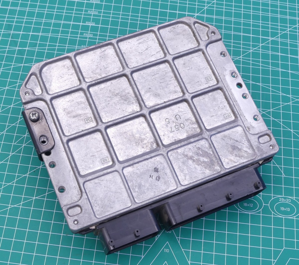 11/05-11/12 Toyota RAV4 Engine Control Unit ECU 2.4 Petrol 2AZ OEM