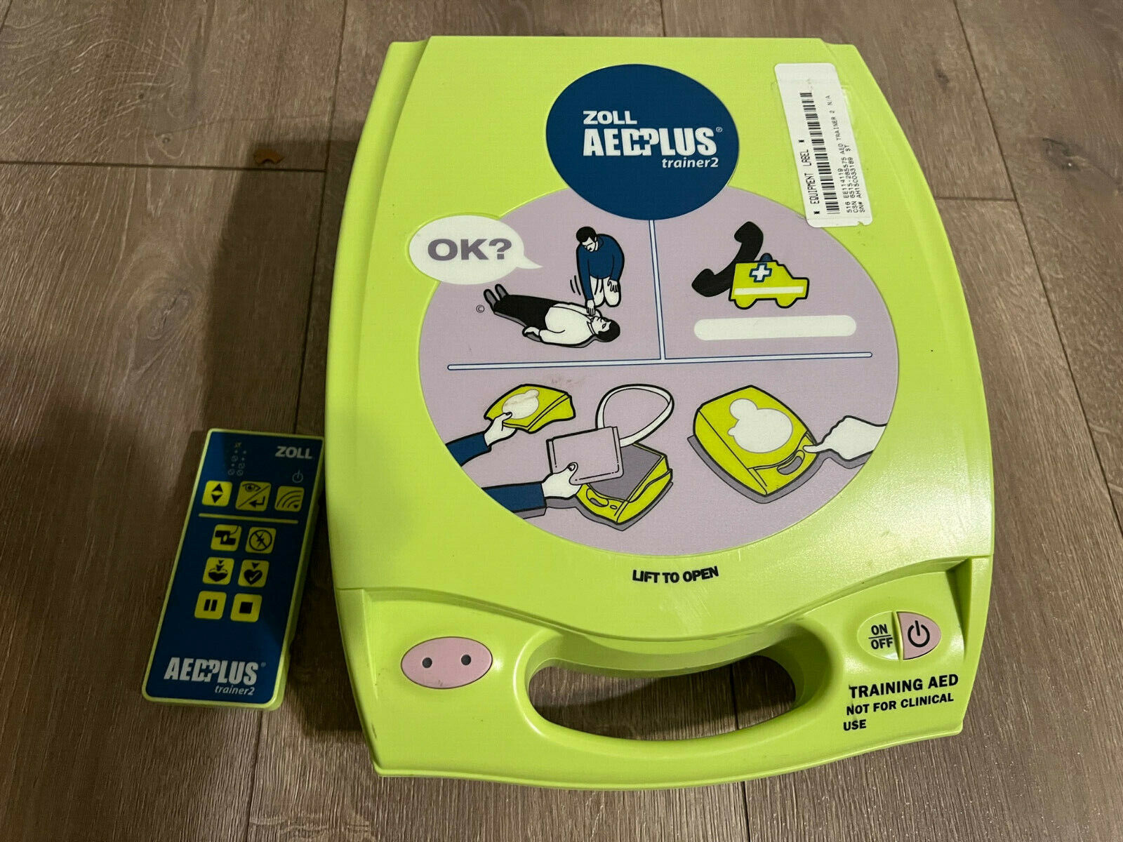 Zoll AED Plus Trainer 2 with wireless remote UNTESTED