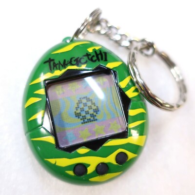 Tamagotchi Stripes English Green Yellow V2 Gen2 1996-1997 Bandai Virtual Pet