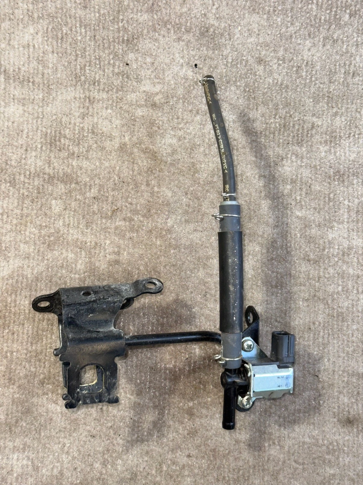 2018-2020 Honda Grom 125 Purge Control Solenoid Air Valve Switch & Mount Bracket