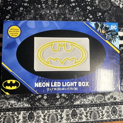 Silver Buffalo DC Comics Batman Logo Symbol USB Powered Neon Light Box, 12 x 7in