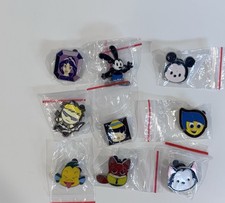 Disney Trading Pins Lot of (9) Mixed characters Steamboat Willie, Pinocchio Etc