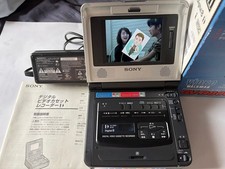 Sony GV-D800 Digital8 Hi8 Video8 Cassette Recorder Portable Video Walkman Japan
