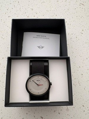 Genuine MINI Cooper Clubman Counryman Watch  80265B32117 Brand New in Box