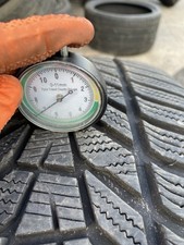 255 40 20 Hankook Winter I*Cept Evo3 M+S XL t101W DOT25 NO REPAIRS* 7mm