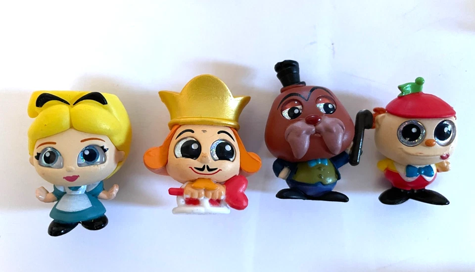 Disney Doorables Lot of 20 ALICE IN WONDERLAND-HERCULES-TURNING RED-RAYA-ONWARD+ - Image 2 of 4