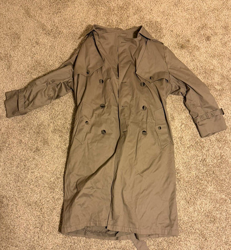 TOWNE from London Fog Men’s 44R Beige Long Trench Coat Belted Lined Button