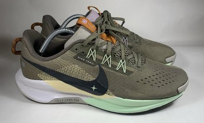 Nike Pegasus Trail 5 Medium Olive - Men s US 10.5 dv3864-200 green