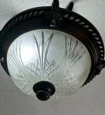 KEEN Décor 15-inch 2-Light Flush Mount, made by H Canada