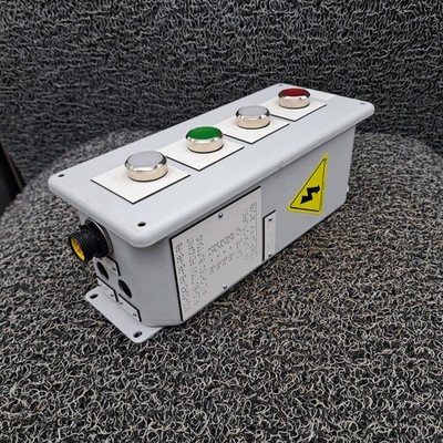 Hoffman ED4PBM/SPL Push Button Enclosure  Type 4. 4 Siemens 3SU1401-1BB60-3AA0