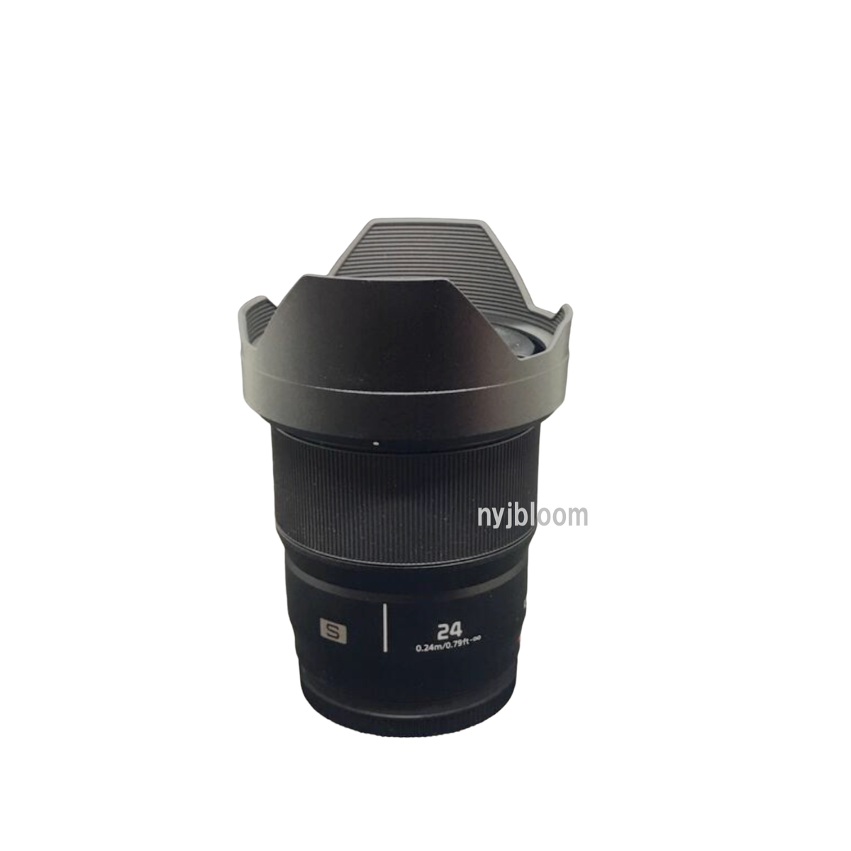 パナソニック　LUMIX S 24mm F1.8 S-S24 Panasonic LUMIX S 24mm F1.8 S-S24 – Bass-Tokyo