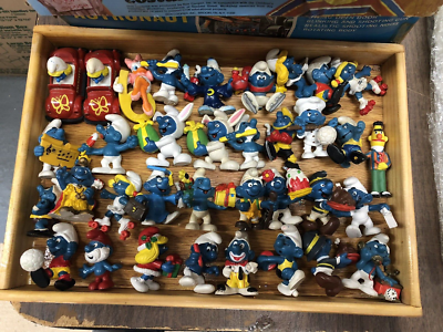 The Smurfs Les Schtroumpfs, 1 Figurine 7,5 cm, avec Fonctions, Modèles aléatoires à Collectionner, Jouets pour Enfants à partir de 3 Ans, PUF12