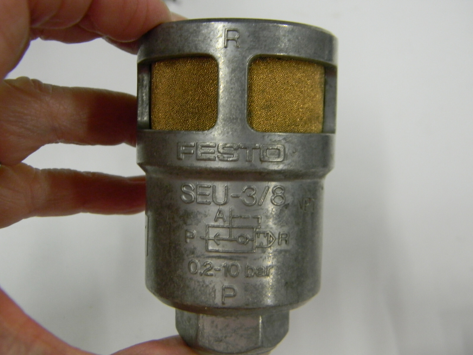 New Festo Quick Exhaust SEU-3/8 A6
