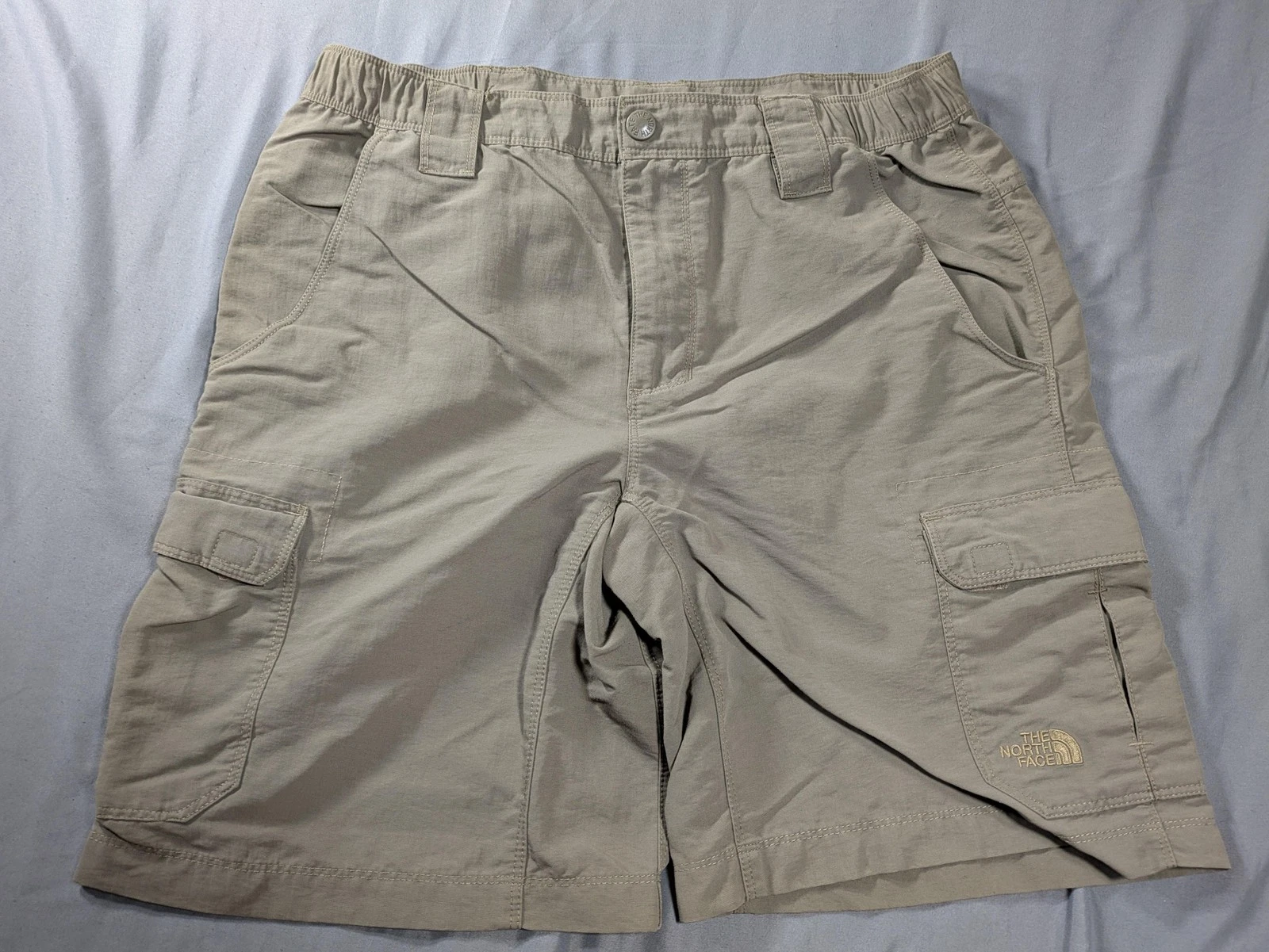 The North Face Shorts Mens Small Green Cargo Stretch Hiking Travel Outdoor Camp