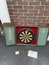 Vintage Hand Crafted By Eagledarts Eagle Dartboard Cabinet and Board + Darts