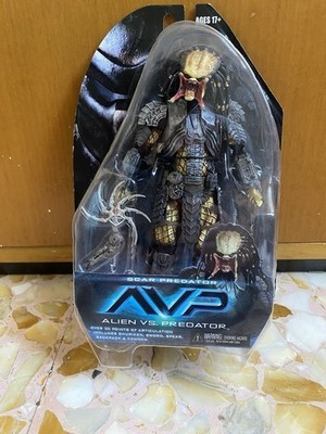 NECA AVP Masked Scar Predator 8