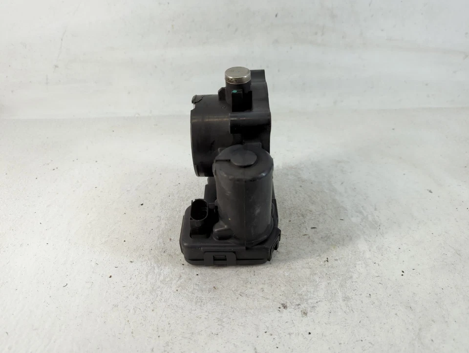 Jeep Wrangler 2008-2011 carrocería del acelerador M6N4J Foto 4 de 4