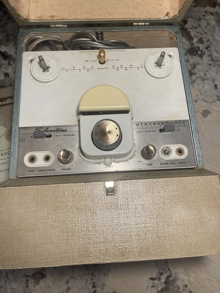 Grabadora de cinta de carrete a carrete Silvertone MODELO 232 portátil de colección piezas de altavoz doble Foto 2 de 4