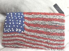 Nice Pre-owned Beaded American USA Flag Clutch Purse 7x4". Good Condition
