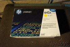 New Sealed Box Genuine OEM HP 642A CB402A Yellow Toner LaserJet CP4005 2G11Z1a