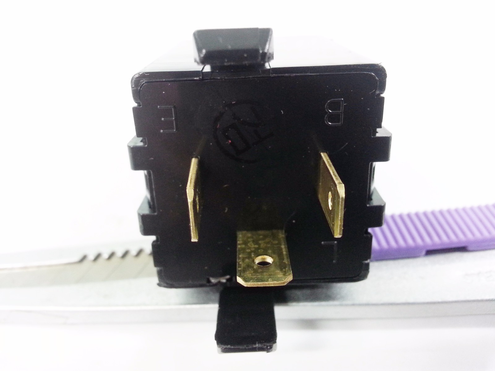 Flasher Module 3 Pin 12V For KIA Sportage 20052010 955501F100 (=955501Y500) eBay