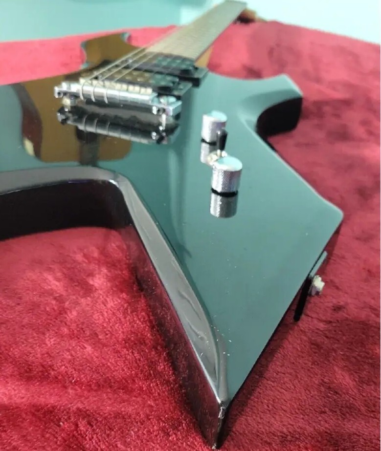 BC Rich Bronze Series Warlock Electric Guitar Humbuckers