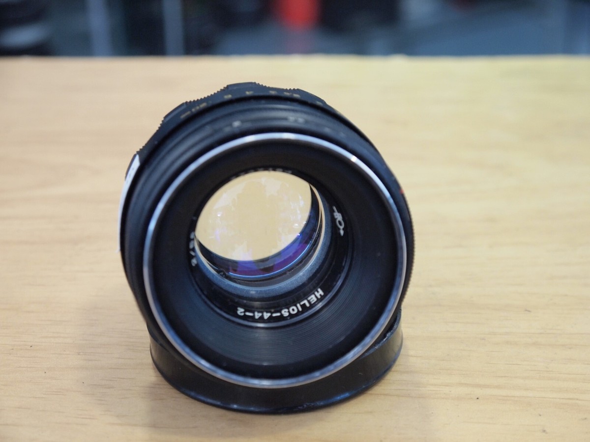 Helios 44-2 58mm F2 Preset M42 Screw Mount Lens. Stock U17890