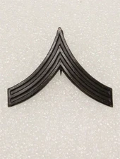 Enlisted Army Rank Pin 20102: Corporal - c.1890's, bronze, pin back