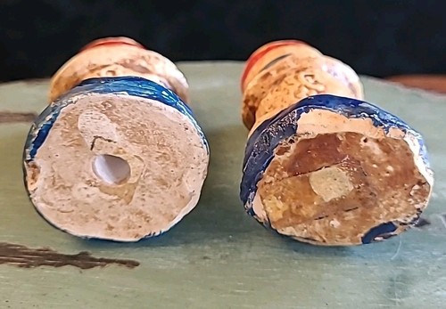 Vintage Chalkware Uncle Sam Salt and Pepper Shakers - 2.75" Tall Patriotic - Picture 6 of 7