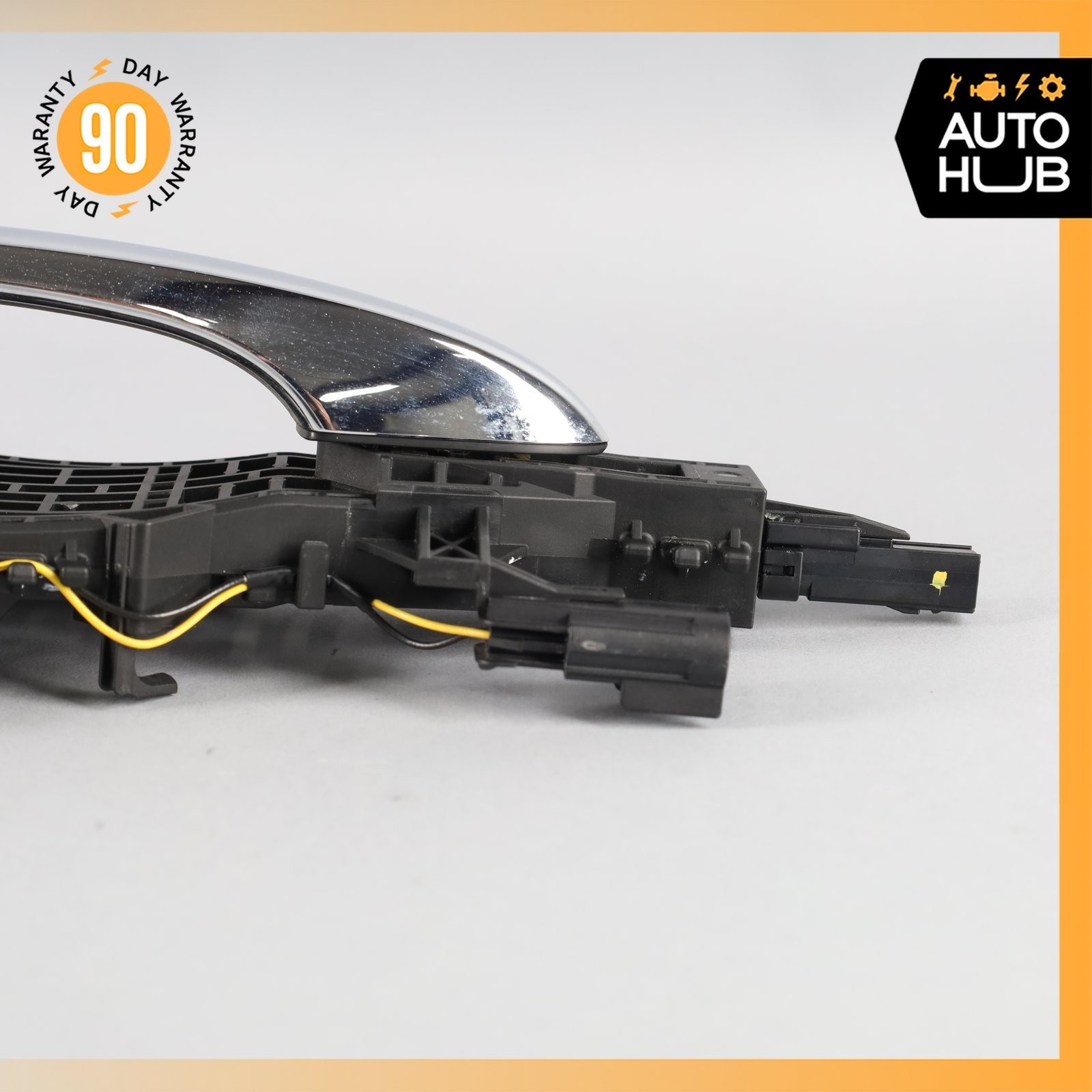 14-21 Maserati Ghibli M157 Front Right Passenger Side Exterior Door Handle OEM
