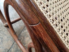 Wunderschöner antiker Thonet-Schaukelstuhl Nr. 4,19.Jhd, aufwändig restauriert!