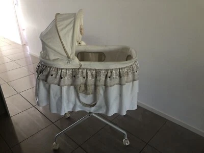 baby bassinet gumtree