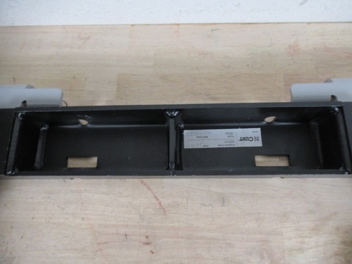 Curt 16050 Puck System 5th Wheel Hitch Rails for Silverado Sierra 2500 3500 HD - Picture 19 of 22