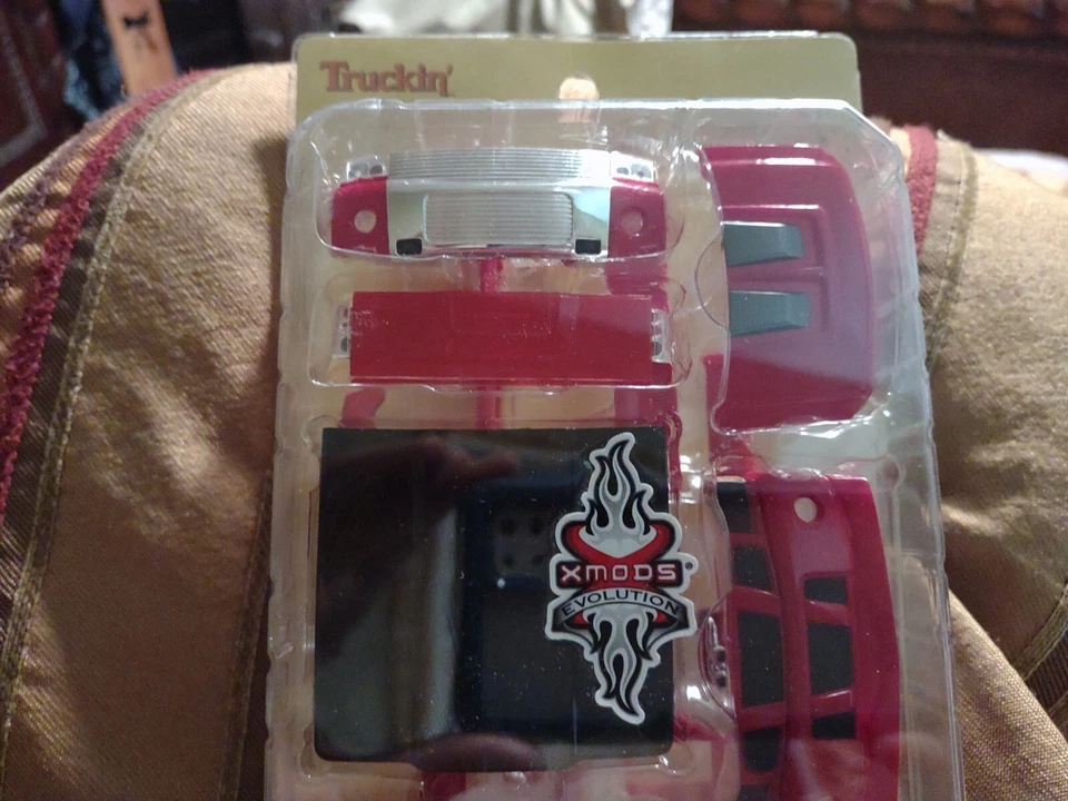 XMODS 2006 Custom RC Experience body kit RED NISSAN TITAN NEW 600-8022 - Image 3 of 4