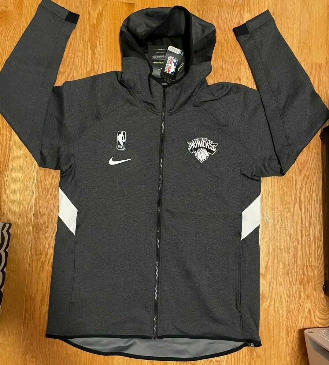 NEW NIKE DRI FIT JACKET THERMA FLEX NEW YORK KNICKS NBA AT8482-032