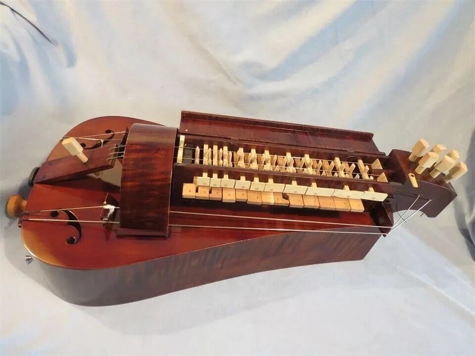 Hand Made 6 strings 24 keys Hurdy Gurdy,Whole Maple wood#2 - Image 4 of 4