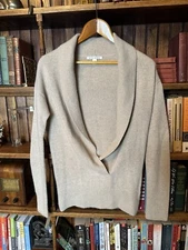 Women's BANANA REPUBLIC S Small Wool Angora Sweater