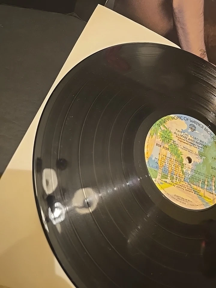 RARE PROMO Allman and Woman Vinyl Record 1977 OG NEAR MINT CONDITION 2 - Image 4 of 4