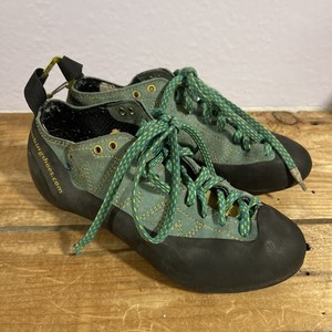 Climbing Shoes Teal Yellow Youth Size 5 US