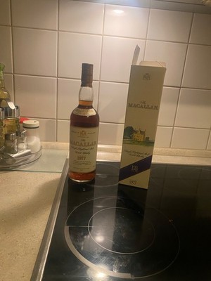 macallan 18 jahre (1977) Abfüllung 1996 Neupreis 3500euro
