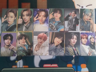 Official Stray Kids - 樂 STAR ROCKSTAR - Photocard PC