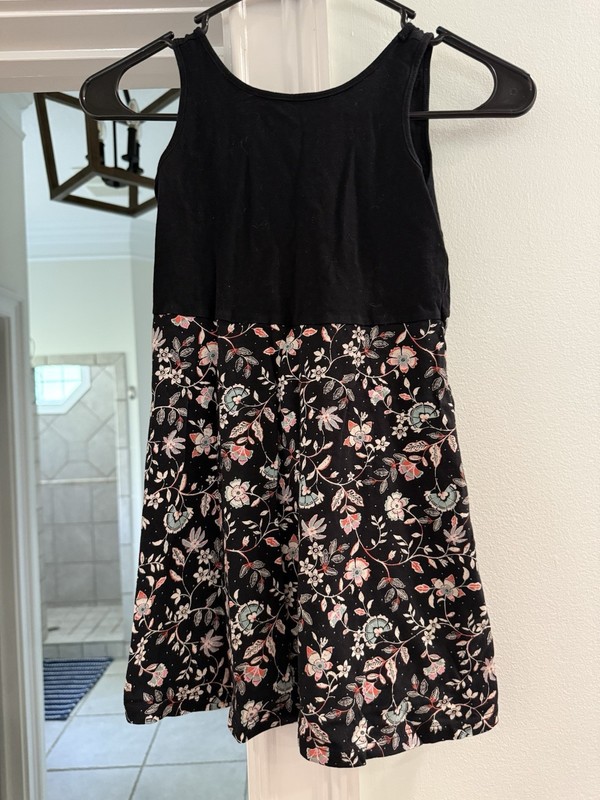 Old Navy Girls Small 6-7 Black Tank Dress With Floral Print