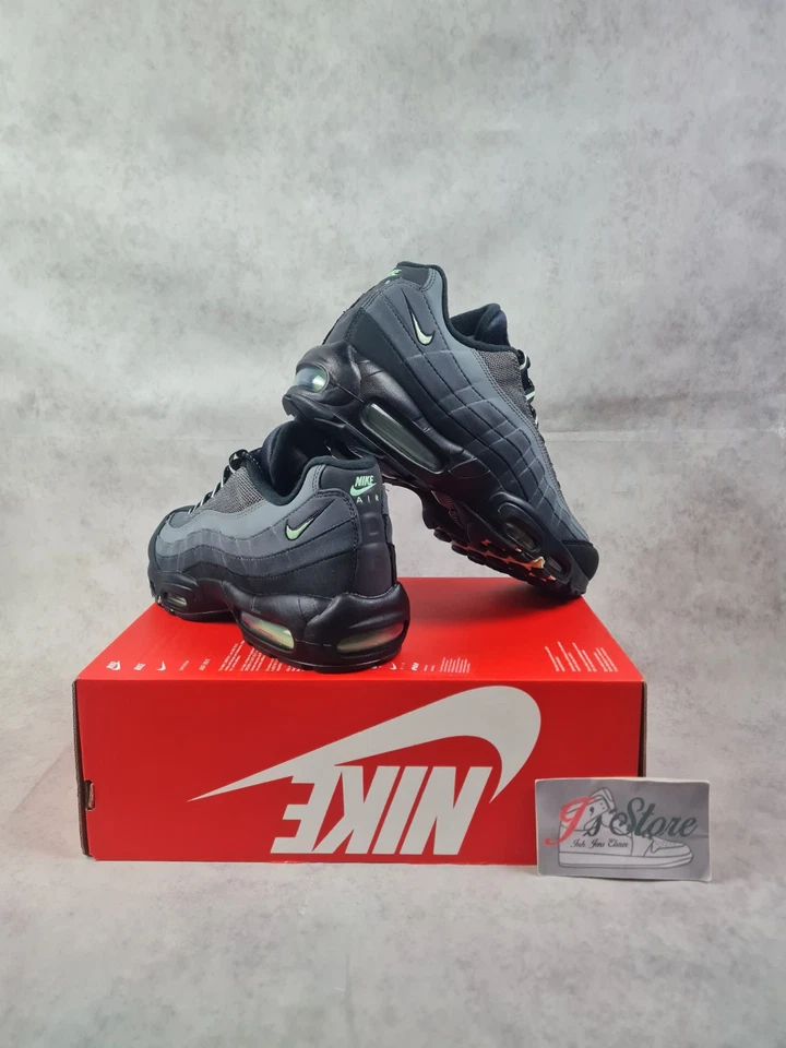Nike Air Max 95 HM0622-001 Gr.42/42,5/44/46 - Bild 3 von 4