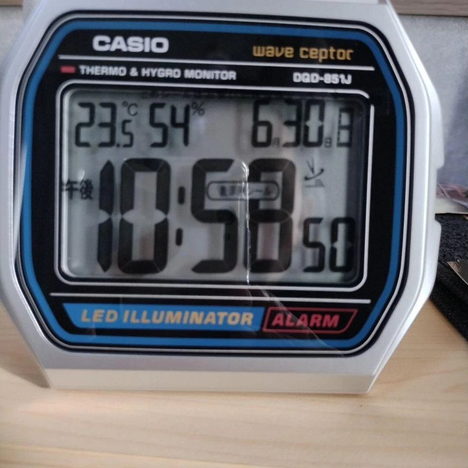Reloj despertador onda eléctrica con motivo CASIO A158WA DQD-851J-8JF Brad nuevo de JAPÓN Foto 3 de 4