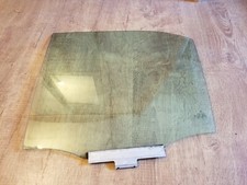 Mercedes W202 C200 Fenster Seitenscheibe grün Tür hinten links 43R 001057 1996 Mercedes W202 C200 Fenster Seitenscheibe grün Tür hinten links 43R 001057 1996