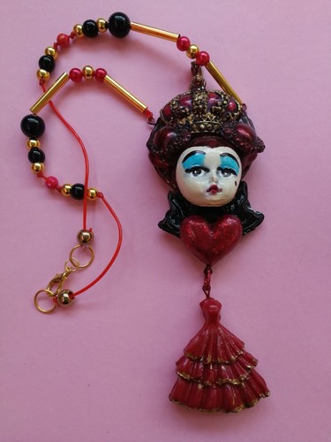Luxury Necklace Magic Pendant Jewellery Red Queen of Hearts Alice in Wonderland - Picture 6 of 24
