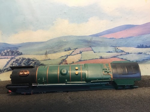 Hornby Standard class 9F No 92220 'EVENING STAR'. Loco only. - Picture 3 of 4