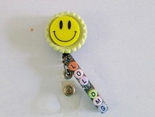 ID BADGE RETRACT REEL MAGNET OR CLIP,MEDICAL,TEACHER,NURSE.PEDIATRIC,ICU,ER