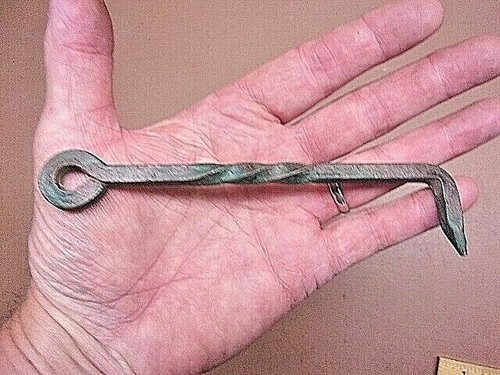 Primitive BLACKSMITH FORGED IRON GATE HOOK 6" Long with a Twist FREE S/H! - Picture 5 of 5
