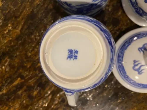 Set of 3 Vintage Chinese Jingdezhen Blue & White Dragon Lidded Porcelain Mugs